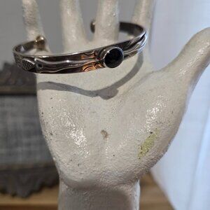 Silver and black onyx cuff bracelet ~ VINTAGE